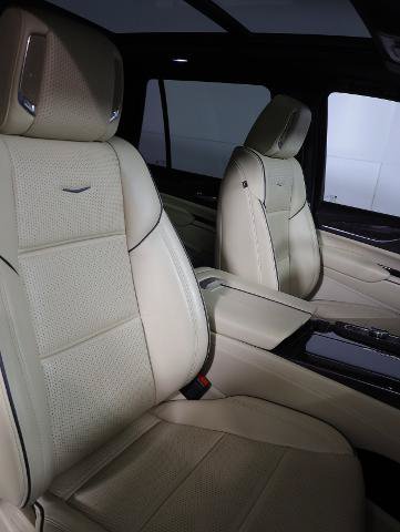 Used 2023 Cadillac Escalade Premium Luxury w/ Touring Package AWD/4WD image 9