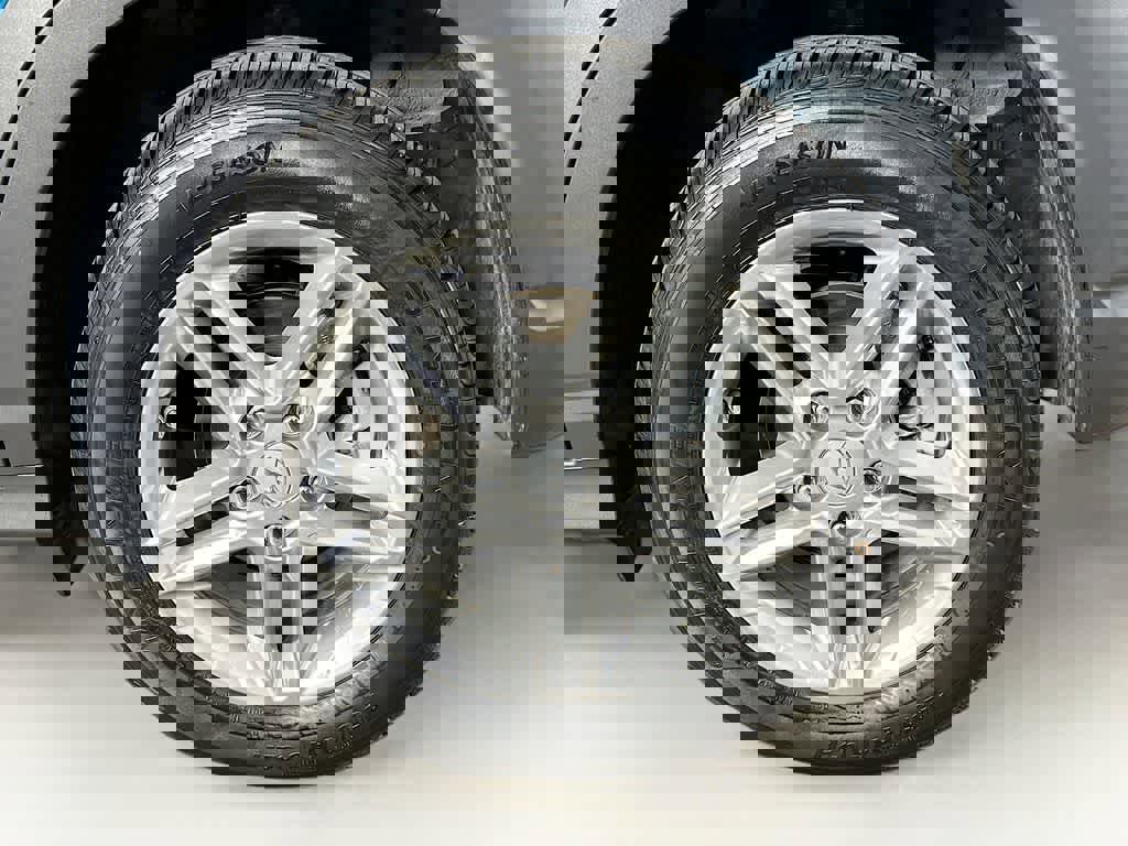 Used 2023 Hyundai Kona SE w/ Cargo Package image 11