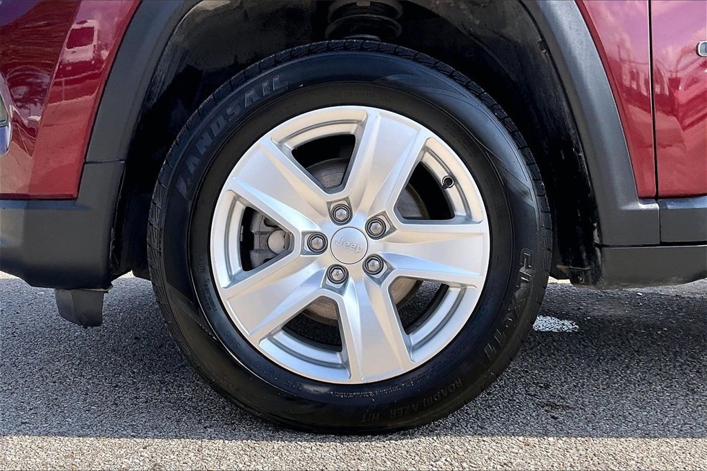 Used 2022 Jeep Compass Latitude w/ Convenience Group image 35