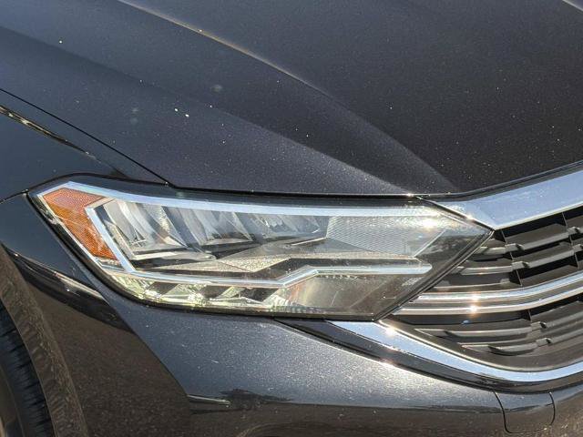 Used 2024 Volkswagen Jetta SE FWD image 5