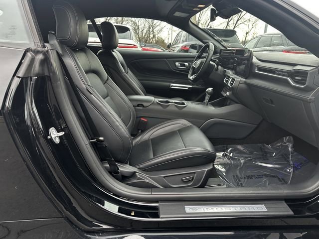 Certified 2025 Ford Mustang Premium image 34