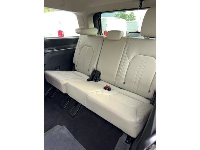 Certified 2021 Ford Expedition Platinum RWD image 11