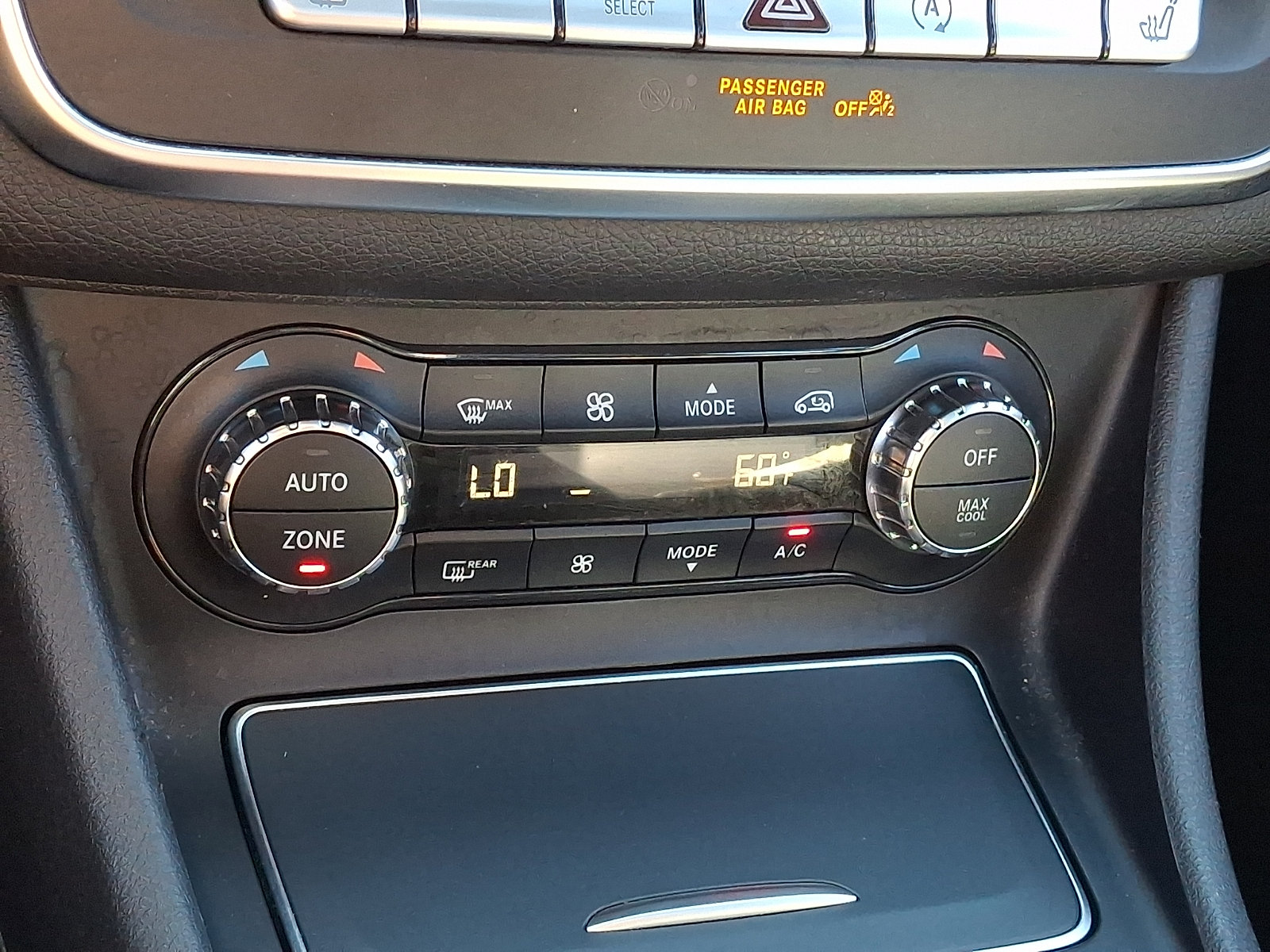 Used 2018 Mercedes-Benz CLA 250 4MATIC image 23