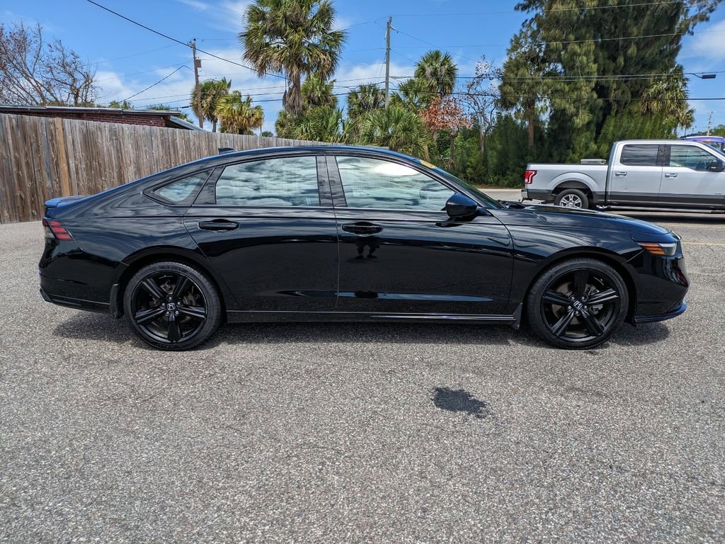 Used 2025 Honda Accord Sport image 5