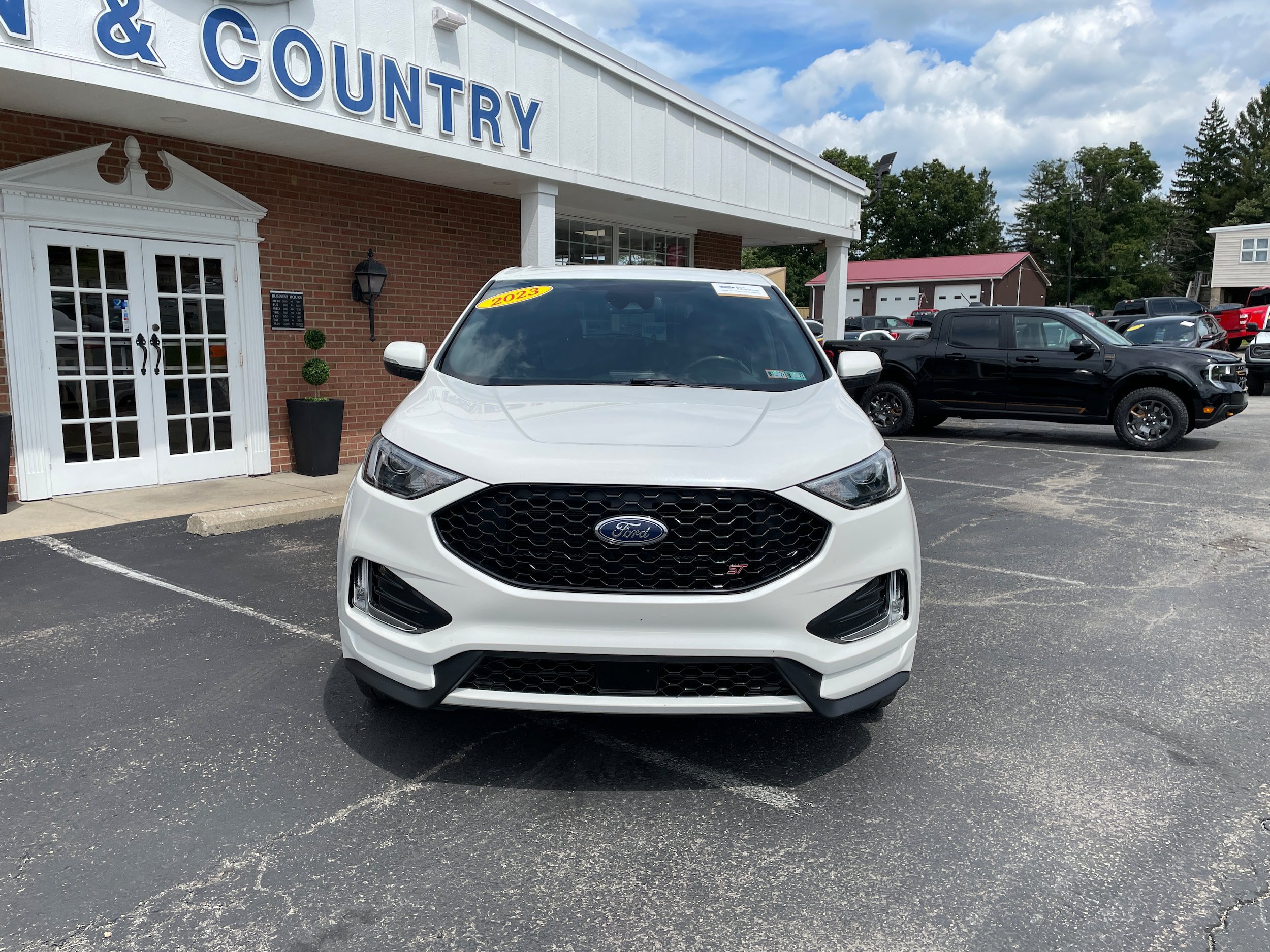 Certified 2023 Ford Edge ST AWD/4WD image 2