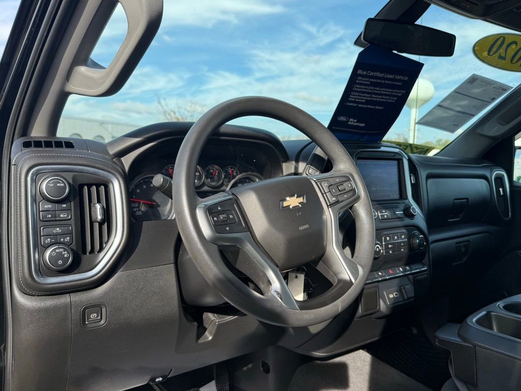 Used 2020 Chevrolet Silverado 1500 LT image 31