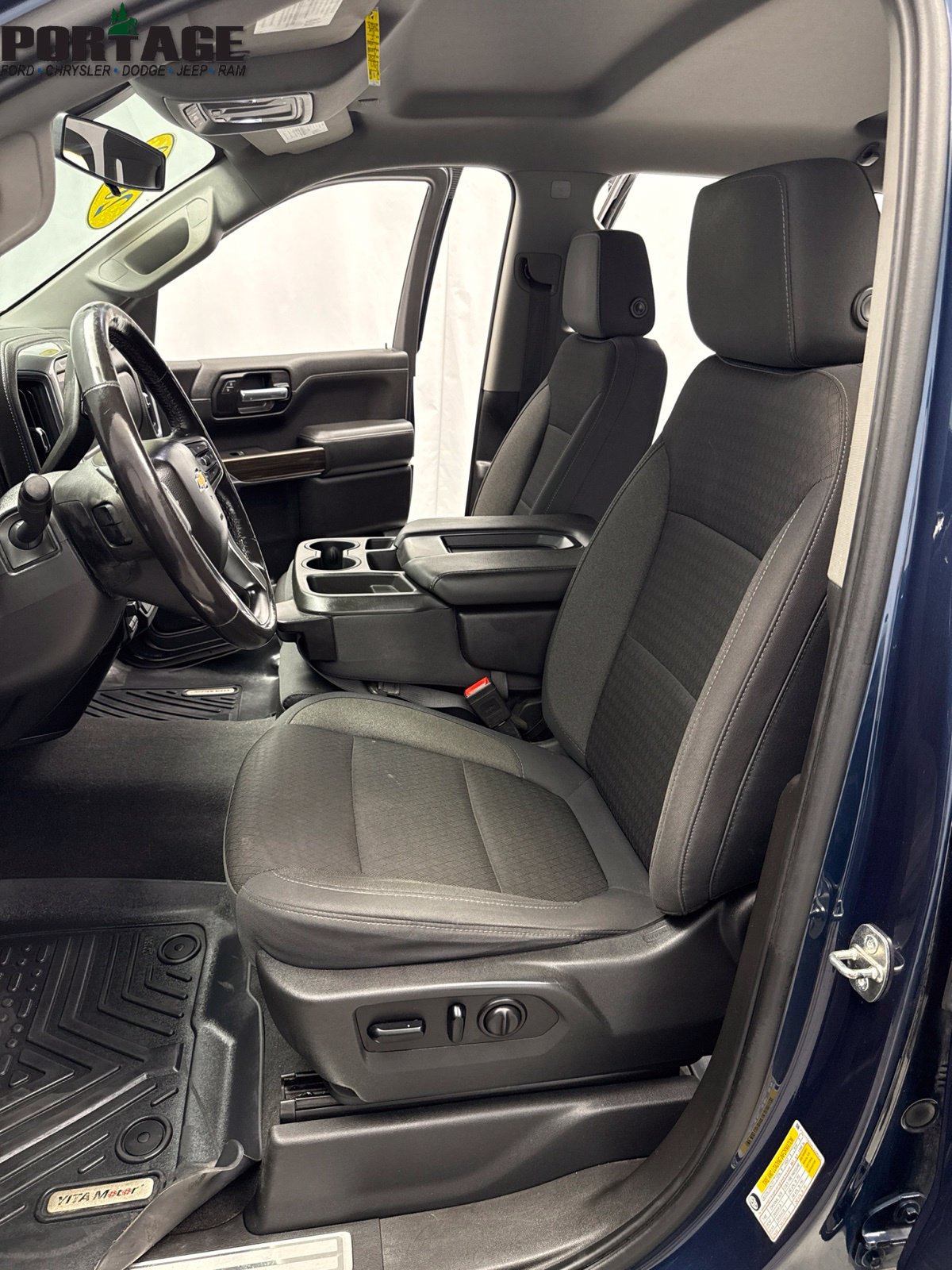 Used 2020 Chevrolet Silverado 1500 LT w/ All-Star Edition AWD/4WD image 10