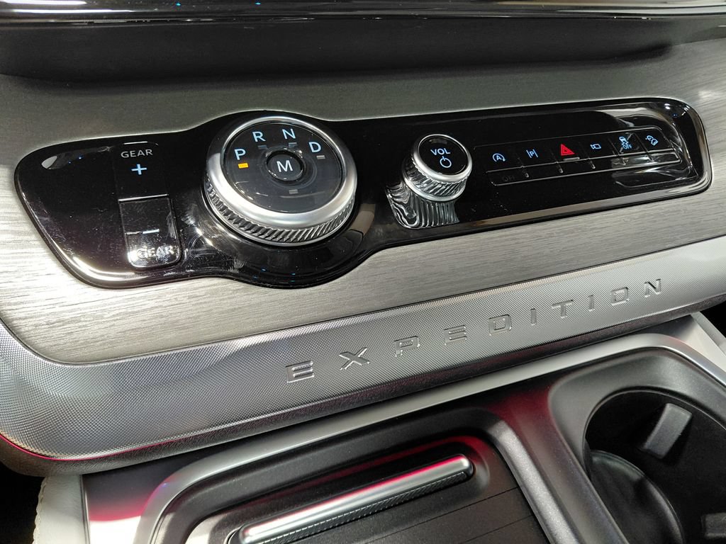 Certified 2025 Ford Expedition Max Platinum AWD/4WD image 37