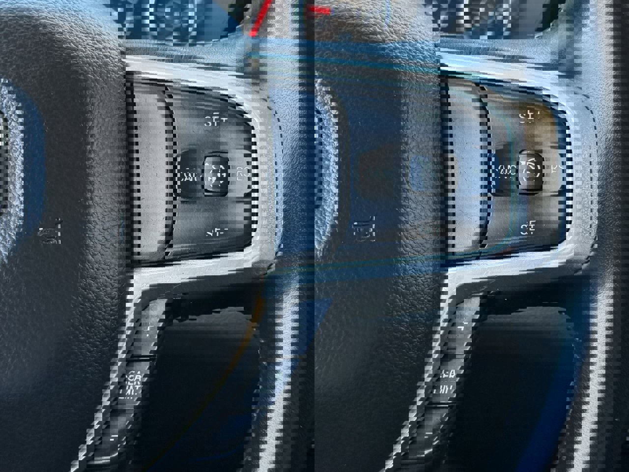 Used 2021 RAM 1500 Laramie image 13