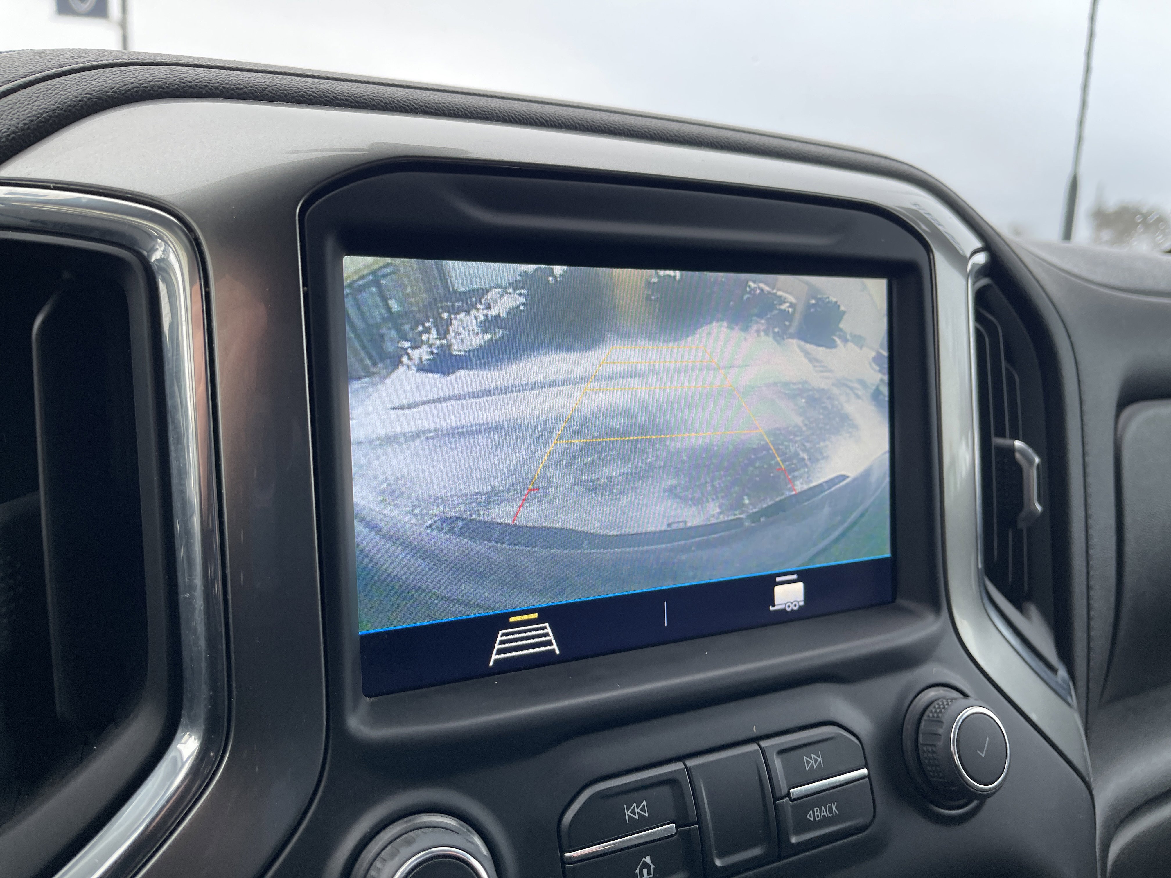 Used 2022 Chevrolet Silverado 3500 LT w/ Convenience Package image 19