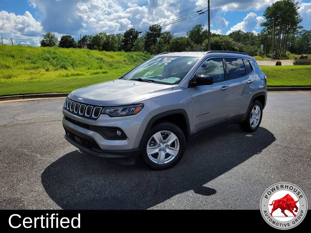 Used 2022 Jeep Compass Latitude w/ Convenience Group AWD/4WD image 2