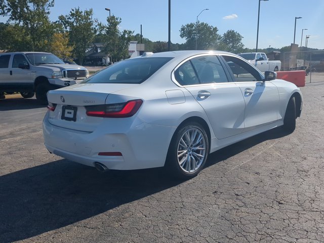 Used 2024 BMW 330i Sedan RWD image 4