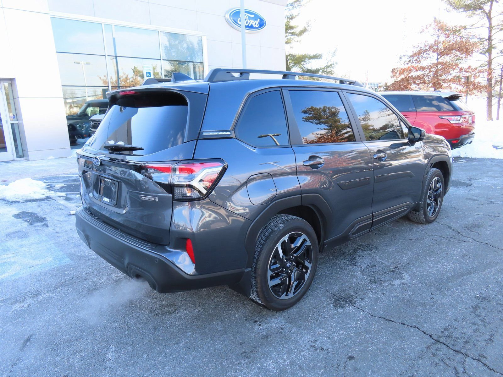 Used 2025 Subaru Forester Limited w/ Popular Package image 6