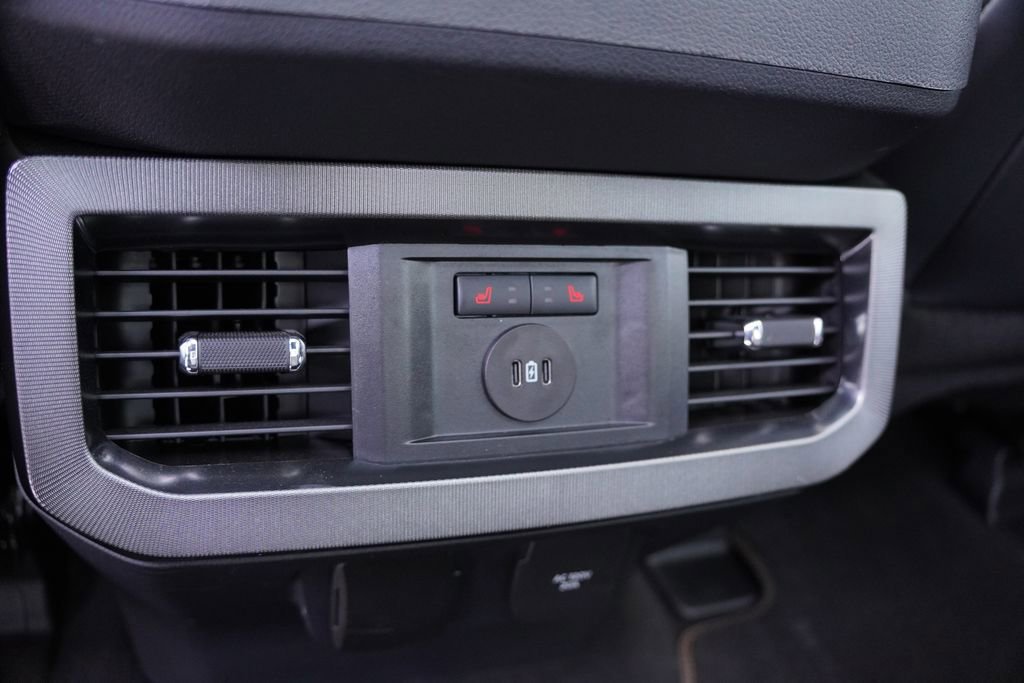 Certified 2024 Ford F350 Platinum w/ Tremor Off-Road Package image 20