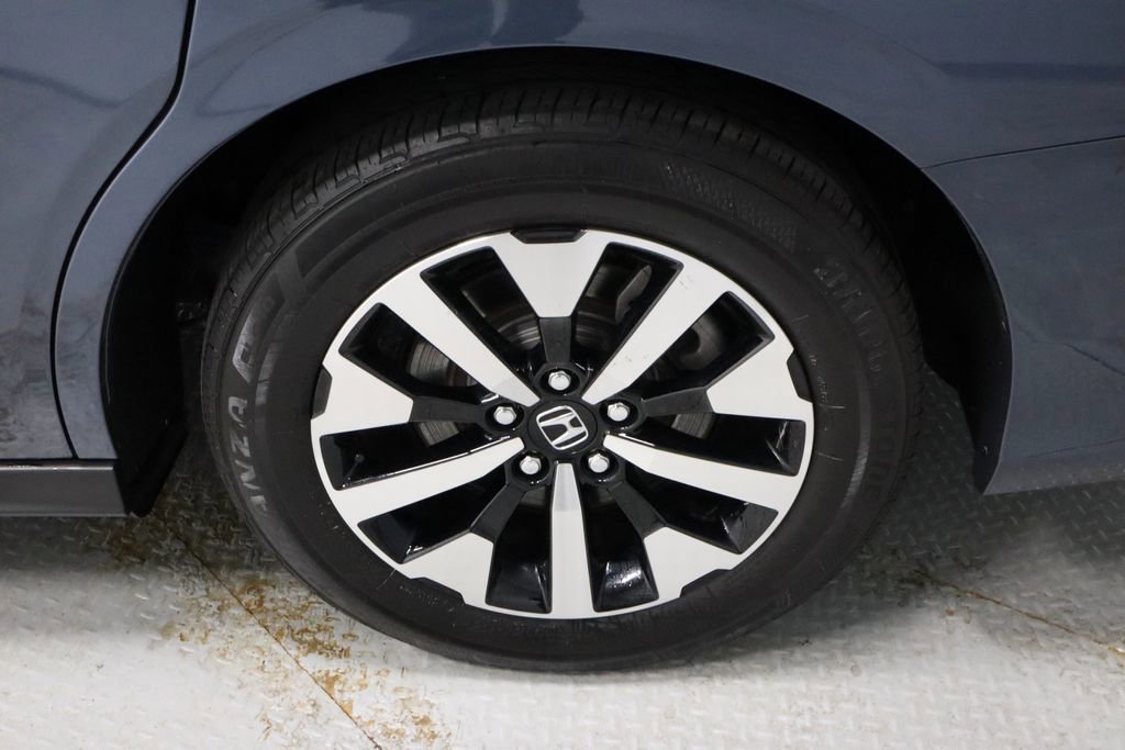 Used 2025 Honda Odyssey EX-L image 19