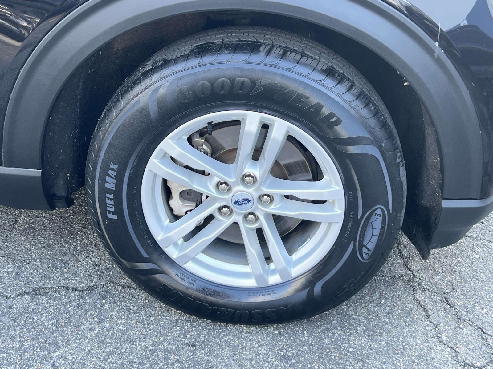 Certified 2022 Ford Explorer XLT image 7