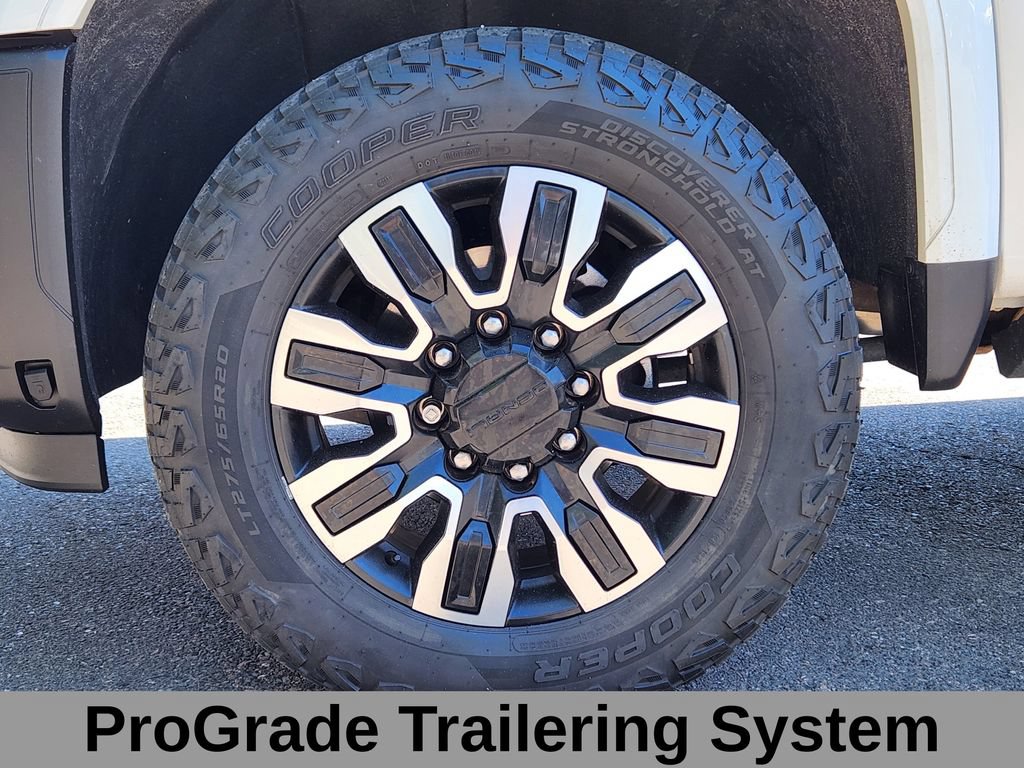 Used 2024 GMC Sierra 3500 Denali Ultimate AWD/4WD image 26