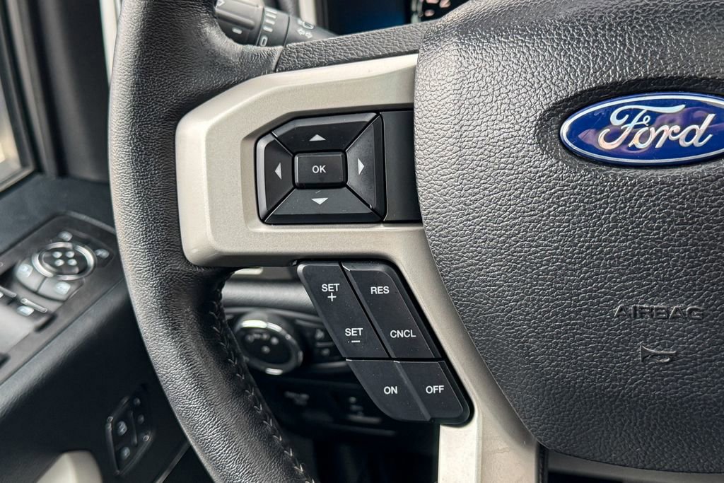 Certified 2017 Ford F150 Lariat image 31