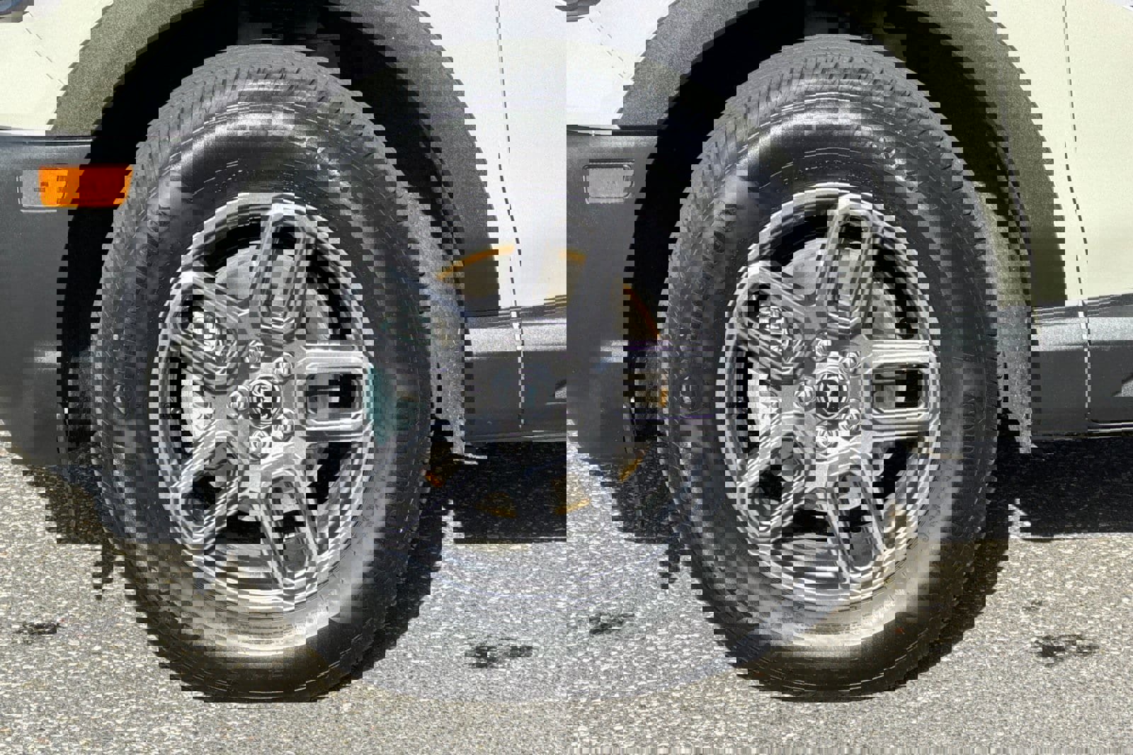 Certified 2025 Ford Bronco Sport Big Bend w/ Convenience Package image 27