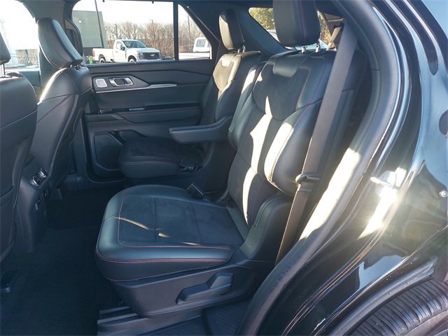 Certified 2025 Ford Explorer ST image 14