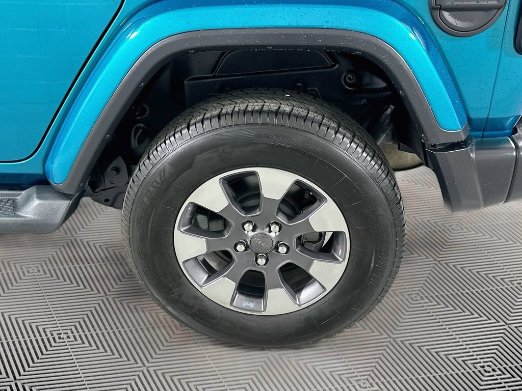 Used 2019 Jeep Wrangler Unlimited Sahara w/ LED Lighting Group AWD/4WD image 28