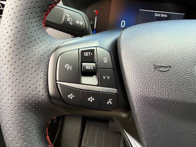 Certified 2025 Ford Escape ST-Line w/ Tech Pack #1 AWD/4WD image 18