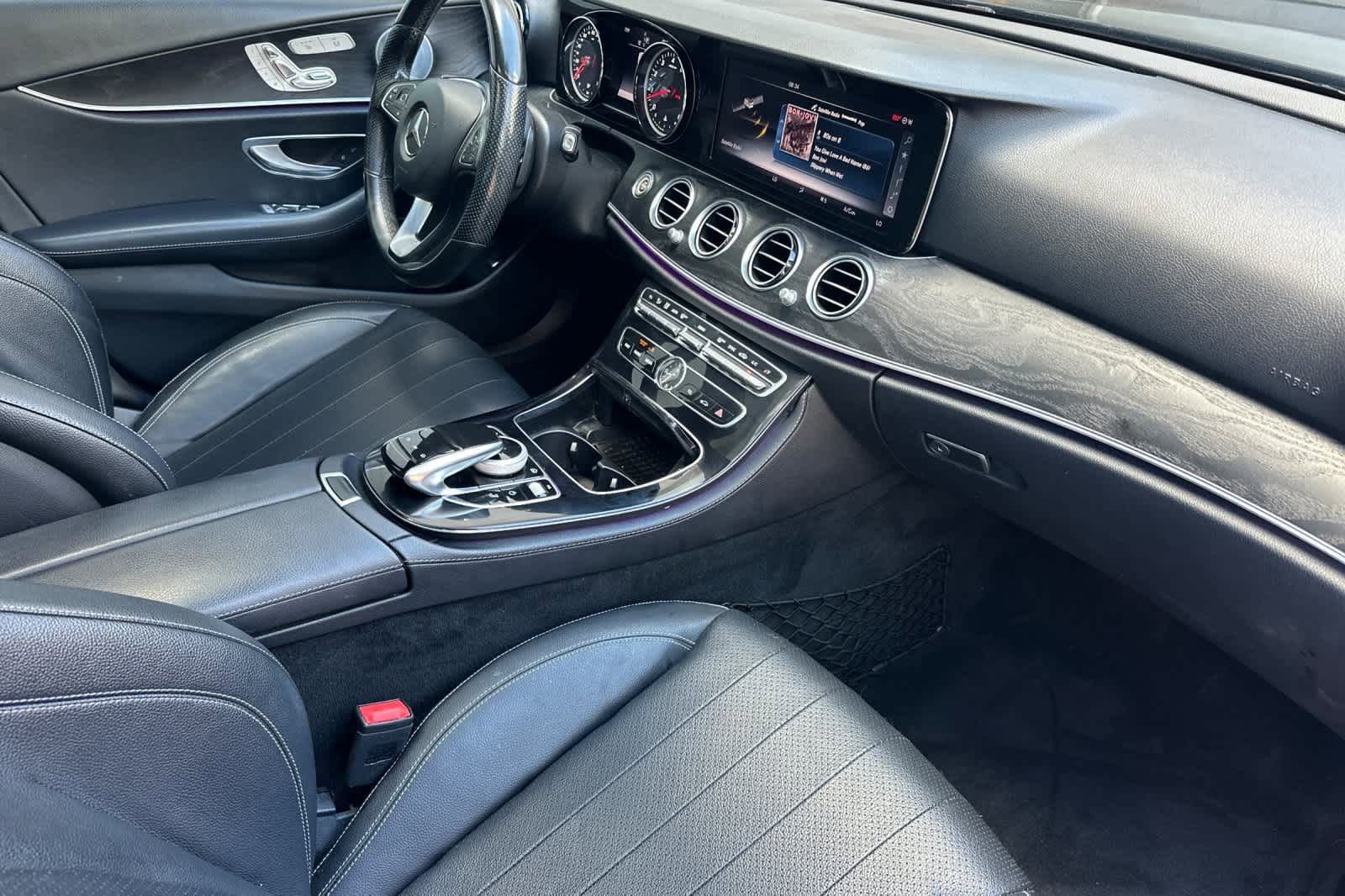 Used 2017 Mercedes-Benz E 400 4MATIC Wagon image 16