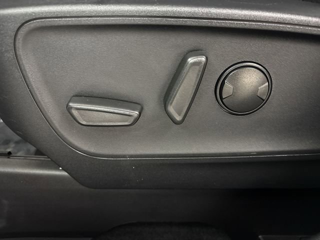 Certified 2025 Ford Escape PHEV w/ PHEV Premium Package image 12