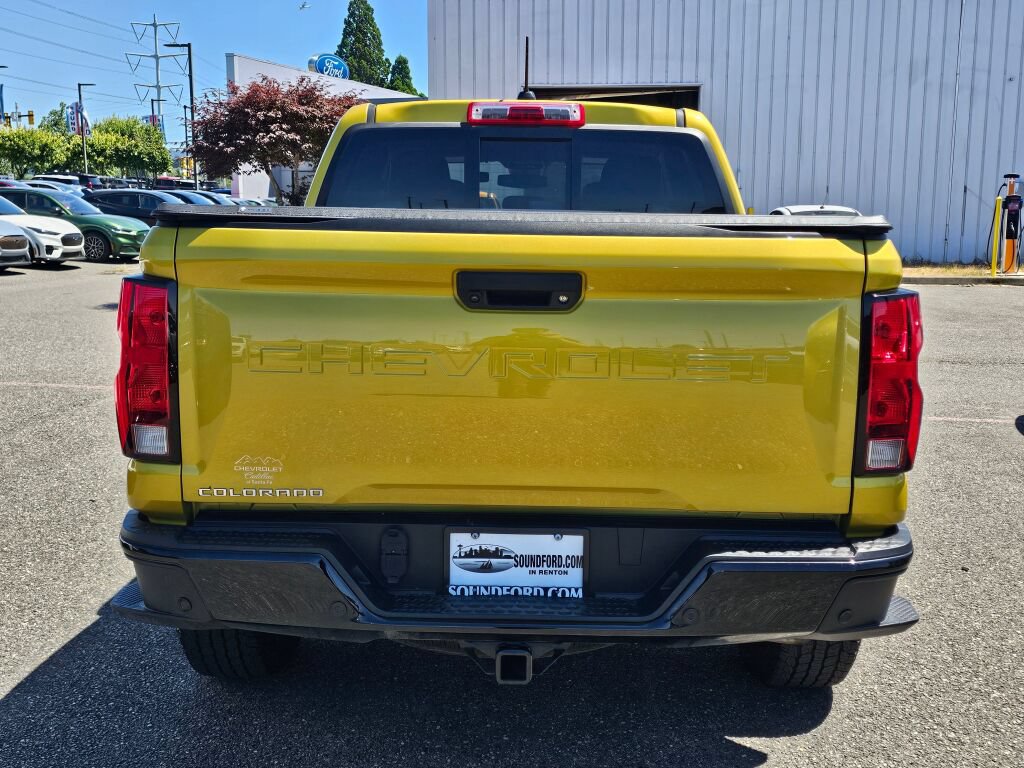 Used 2023 Chevrolet Colorado Trail Boss w/ Technology Package AWD/4WD image 4