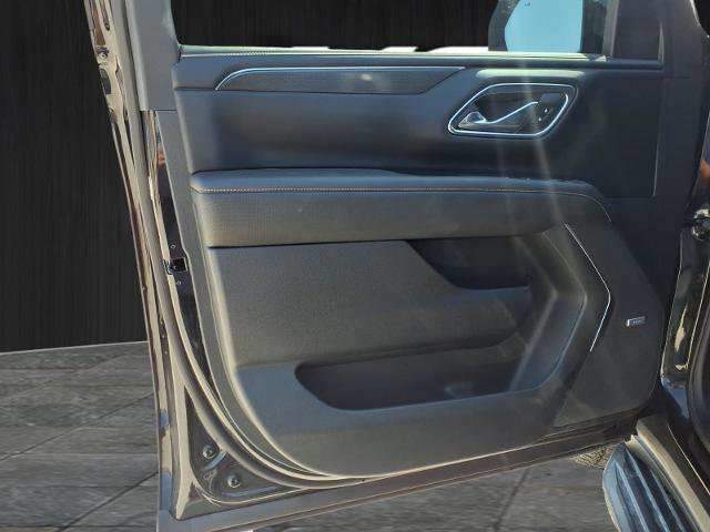 Used 2024 GMC Yukon AT4 w/ Technology Package image 22