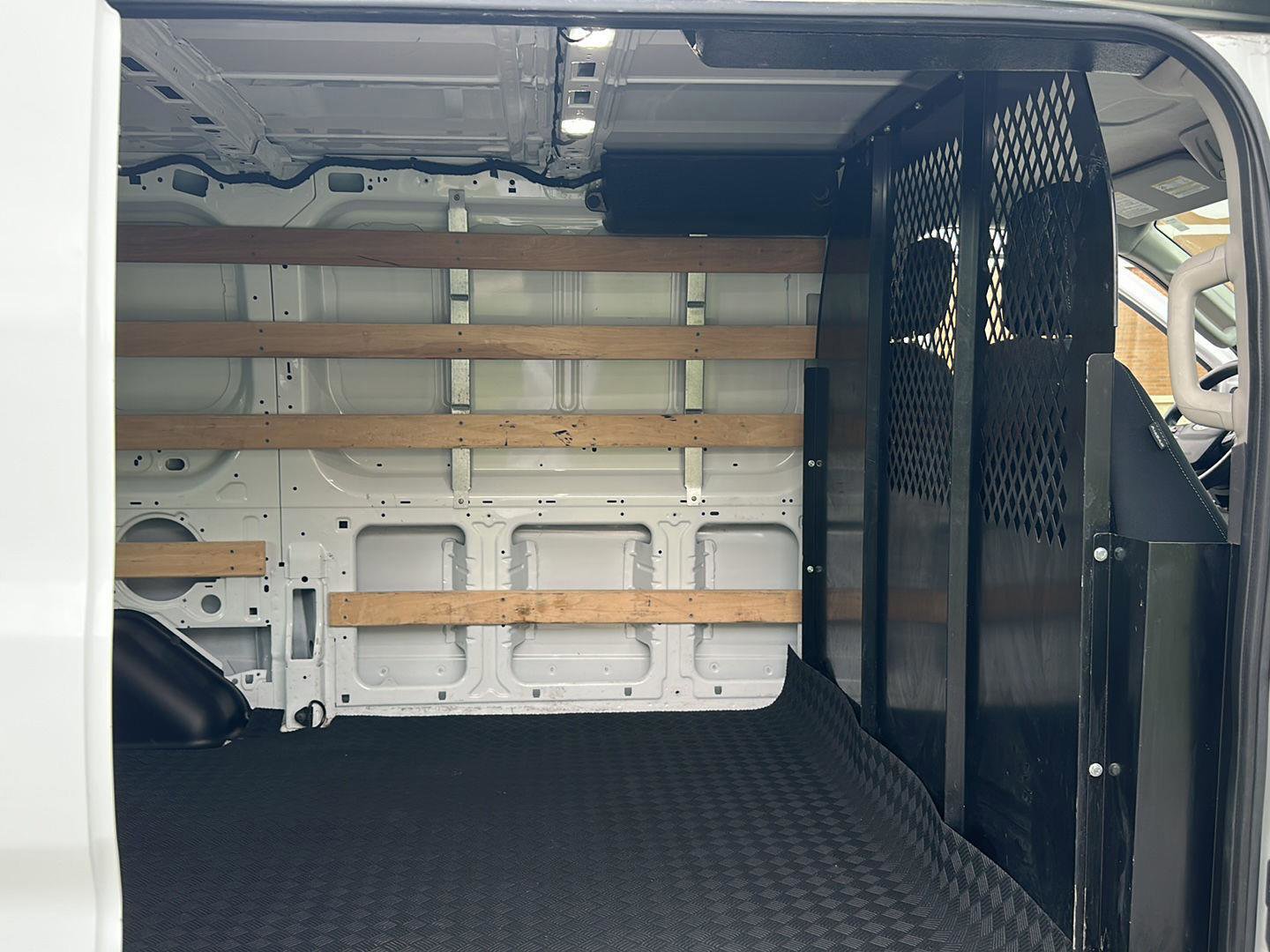 Certified 2024 Ford Transit 250 Low Roof w/ Exterior Upgrade Package image 28