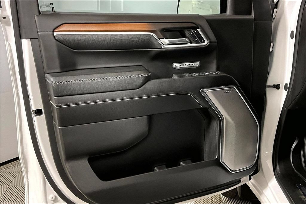 Used 2024 GMC Sierra 1500 Denali AWD/4WD image 18