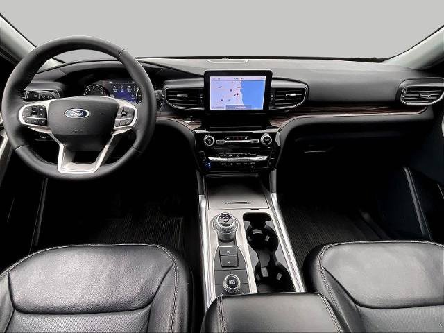 Certified 2023 Ford Explorer Limited AWD/4WD image 9
