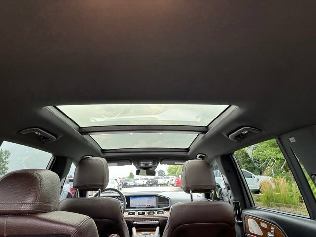 Used 2023 Mercedes-Benz GLS 450 4MATIC image 35