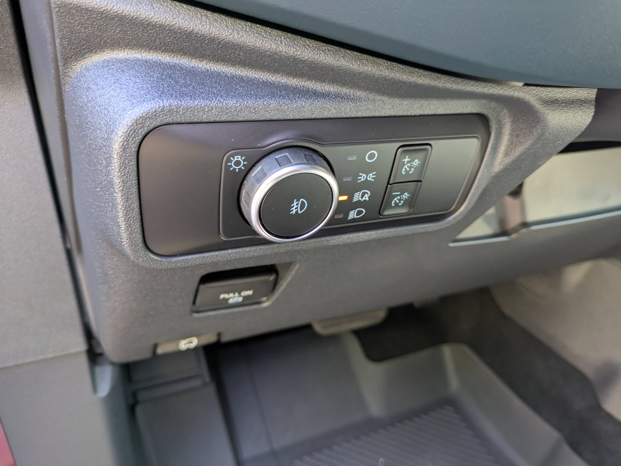 Certified 2025 Ford Bronco Heritage Edition AWD/4WD image 17