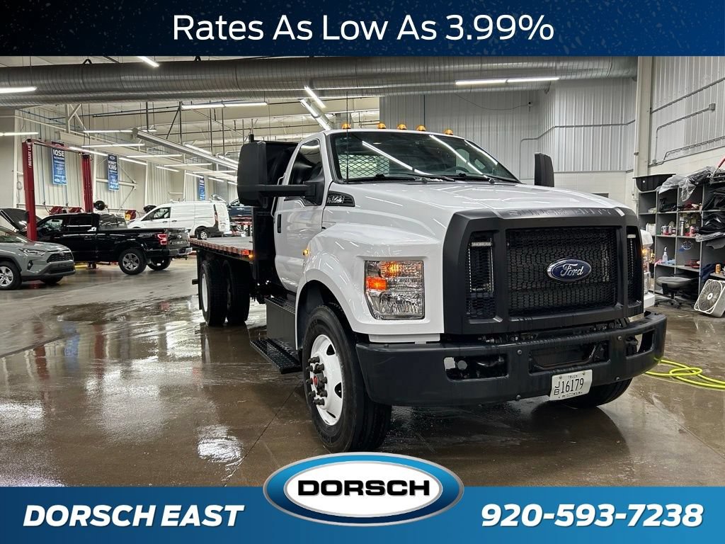 Certified 2022 Ford F750 2WD Regular Cab Super Duty image 3