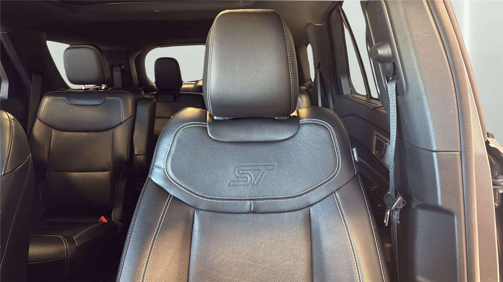 Certified 2023 Ford Explorer ST w/ Equipment Group 401A AWD/4WD image 23