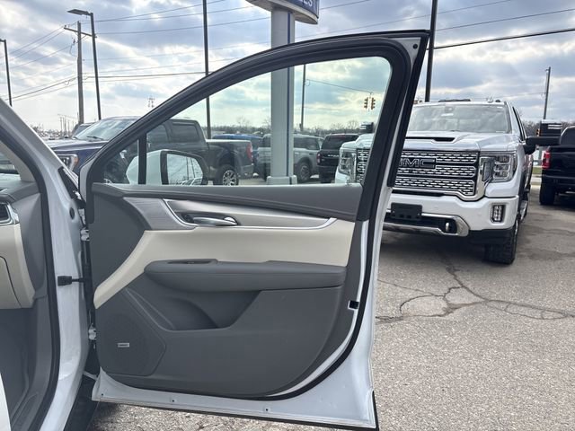 Used 2024 Cadillac XT5 Premium Luxury w/ LPO, Floor Liner Package image 27