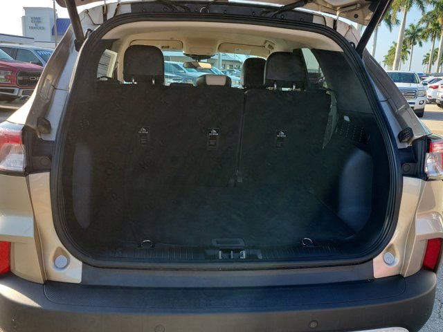 Certified 2020 Ford Escape SEL image 13