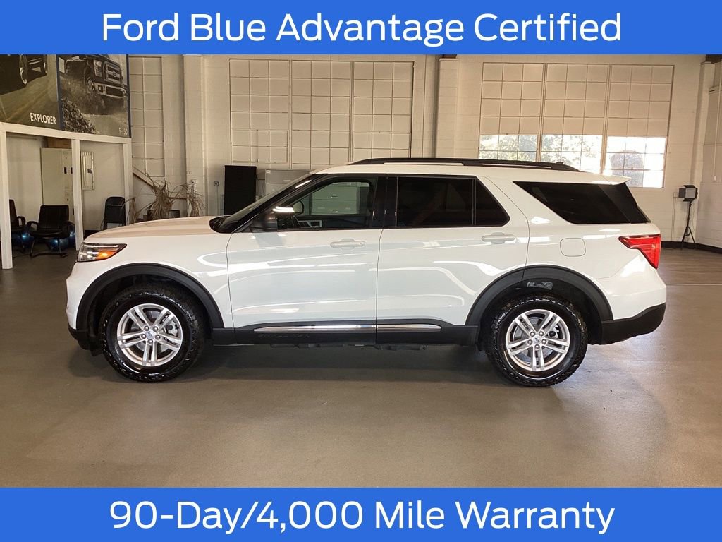 Certified 2023 Ford Explorer XLT w/ Equipment Group 202A image 3