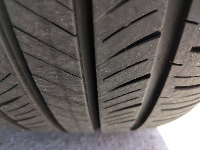 Used 2025 Toyota Camry SE image 12