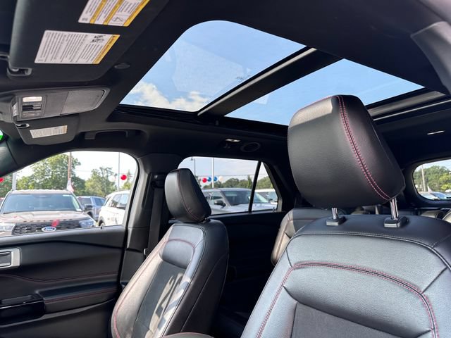 Certified 2022 Ford Explorer ST-Line w/ Class IV Trailer Tow Package AWD/4WD image 14