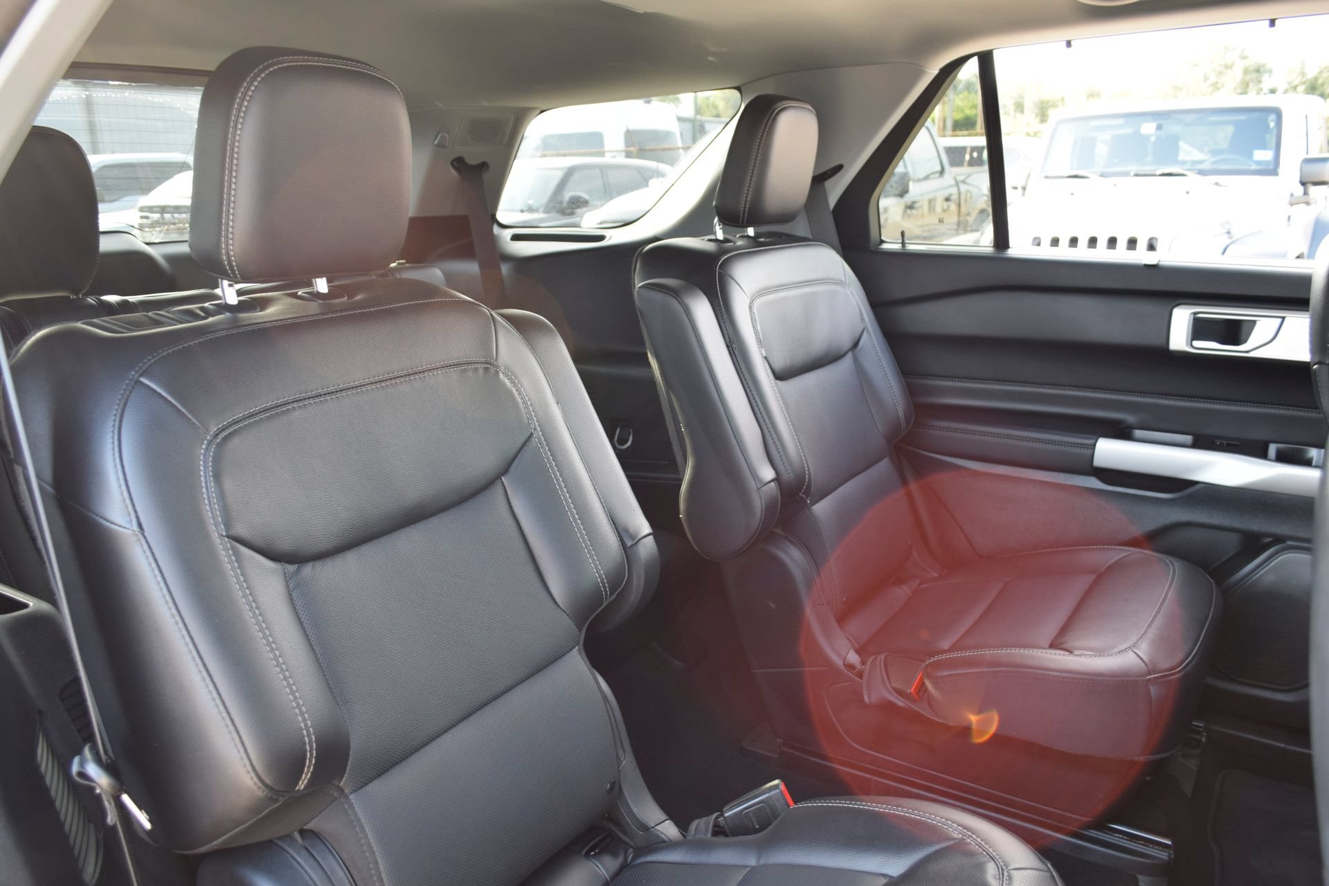 Certified 2023 Ford Explorer Limited w/ Limited Technology Package RWD image 22