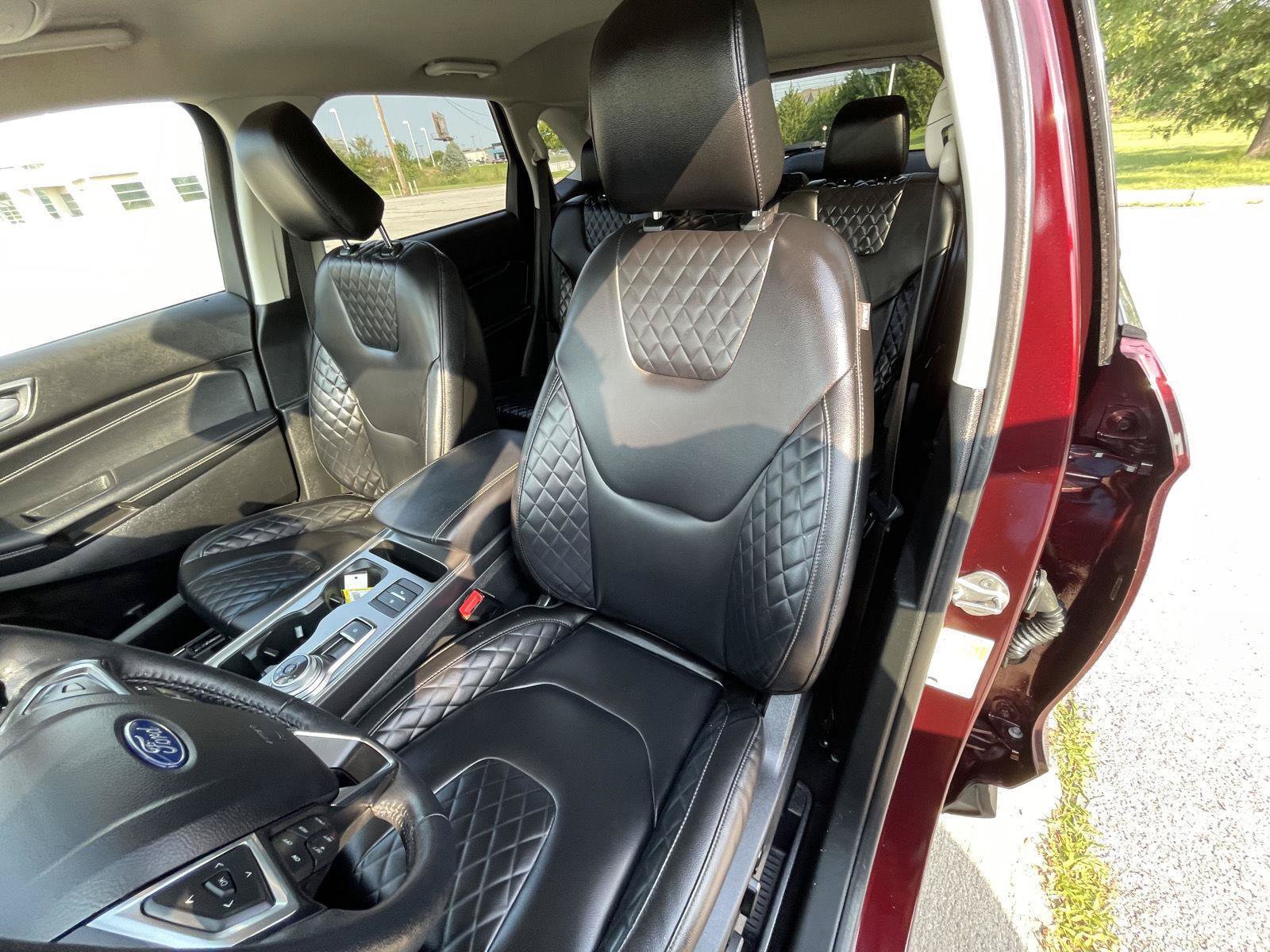 Certified 2024 Ford Edge Titanium AWD/4WD image 18