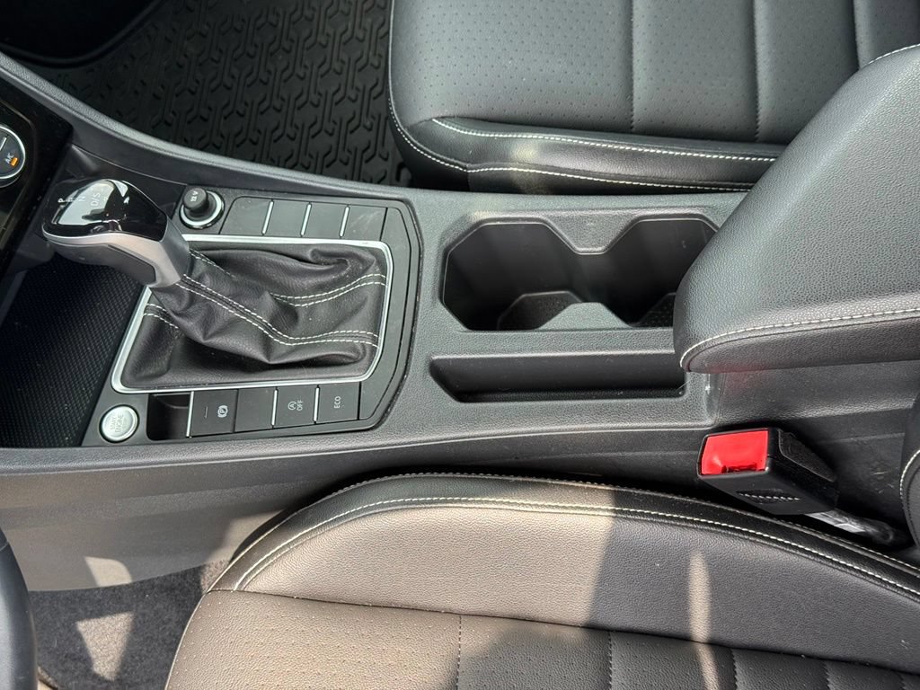 Used 2022 Volkswagen Jetta SE FWD image 11
