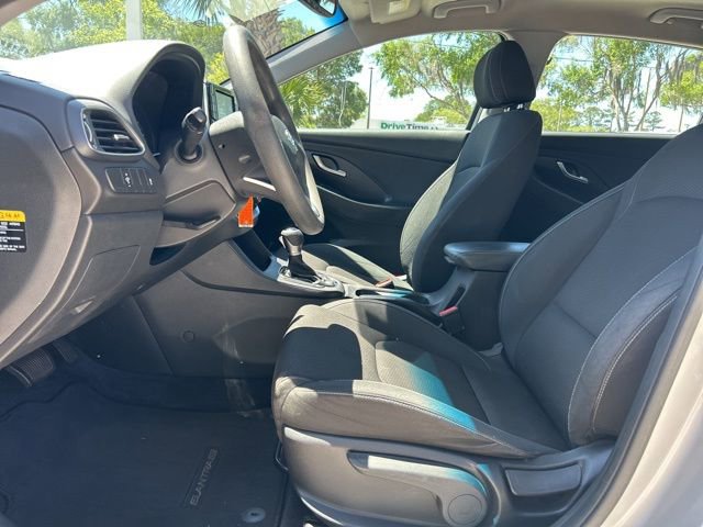 Used 2018 Hyundai Elantra GT FWD image 11