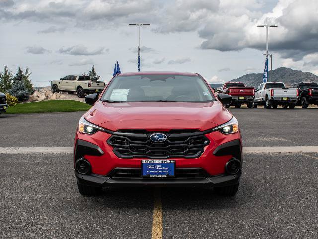 Used 2024 Subaru Crosstrek 2.0i AWD/4WD image 2