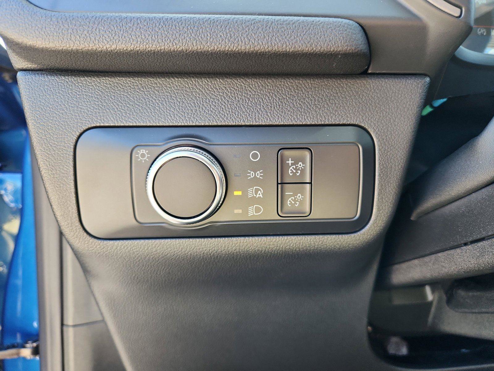 Certified 2022 Ford Escape S AWD/4WD image 17
