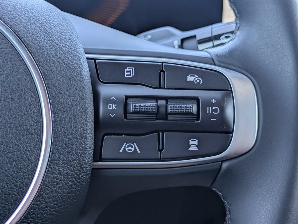 Used 2025 Kia K5 GT-Line w/ GT-Line Premium Package FWD image 27