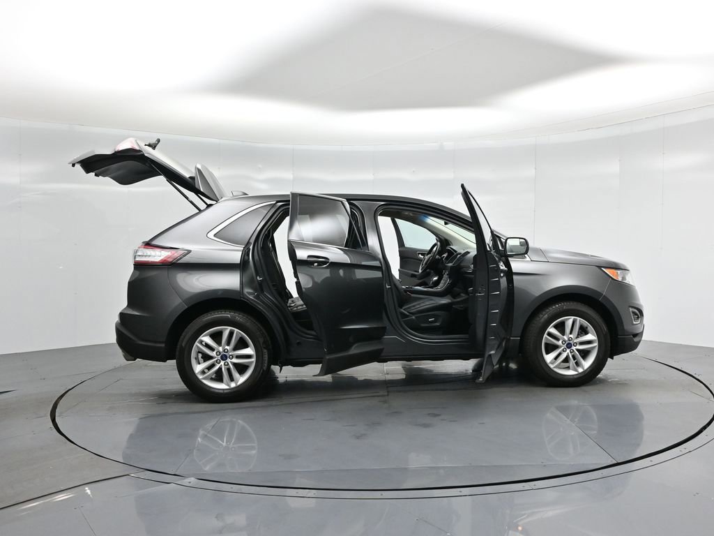 Certified 2017 Ford Edge SEL w/ Equipment Group 201A image 34